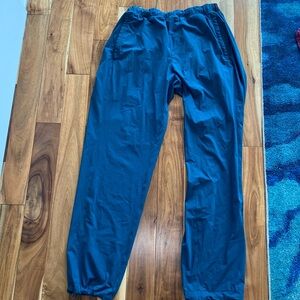 Men’s large lululemon pant